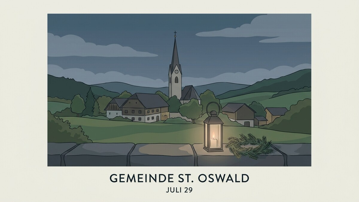 Gemeinde St. Oswald: Kirchturm, Häuser und beleuchtete Laterne bei Dämmerung