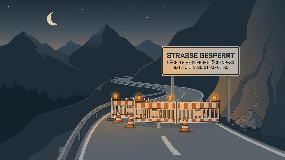 Plöckenpass nächtliche Sperre: Fahrbahn mit Baustellenabsperrung und Hinweisschild