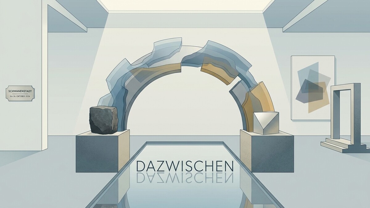 Ausstellung „DAZWISCHEN“ in der Schwanenstadt mit moderner Skulptur und Kunstwerk.