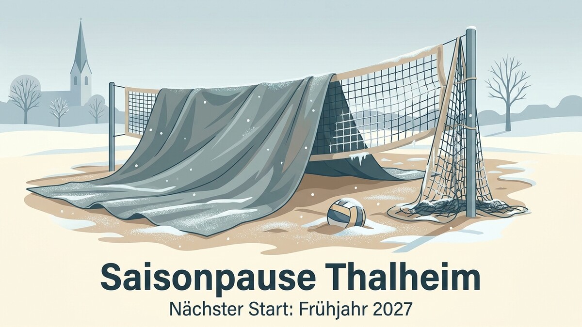 Volleyballplatz Thalheim im Winter mit abgedecktem Feld und Schneefall